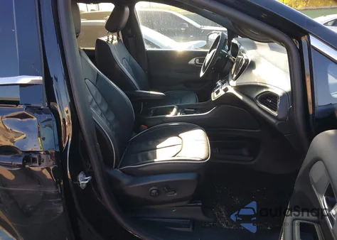 2026 Chrysler Pacifica Limited from USA, damaged, VIN 2C4RC1GG9TR175851